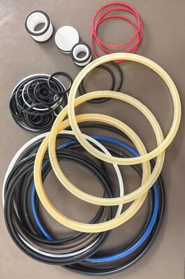 Guter Preis Reparatur-Siegel-Kit Furukawa FX270 FX 270 135MM Hydraulischer Brecher Online